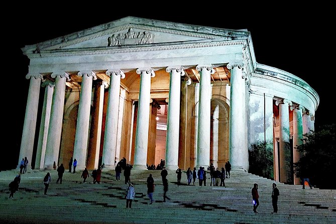 Private Night-Time Monuments Tour of DC for up to 10 Guests - Pickup, timing, and planning advice