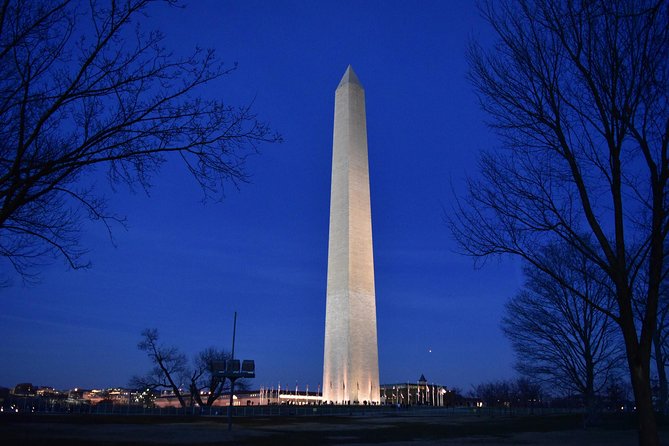 Private Pedicab Tour of DC Monuments and Memorials - The White House and Washington Monument