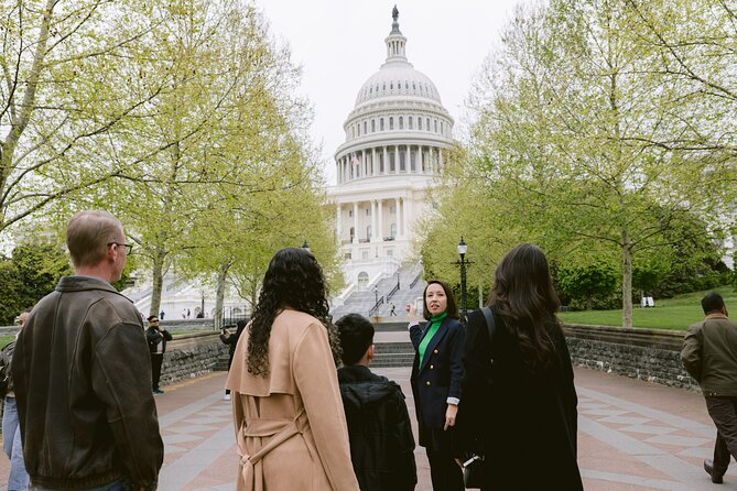 Private Tour of Washington DC (English/Portuguese) - Korean War and Vietnam memorials