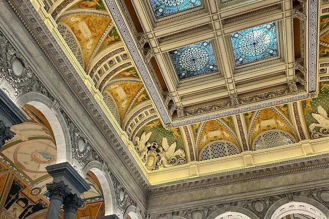 Private U.S. Capitol and Library of Congress Tour - Two American institutions before lunch