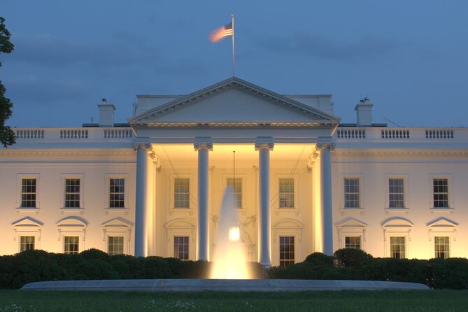Private Washington D.C. Monuments Tour - White House views and the start of the route