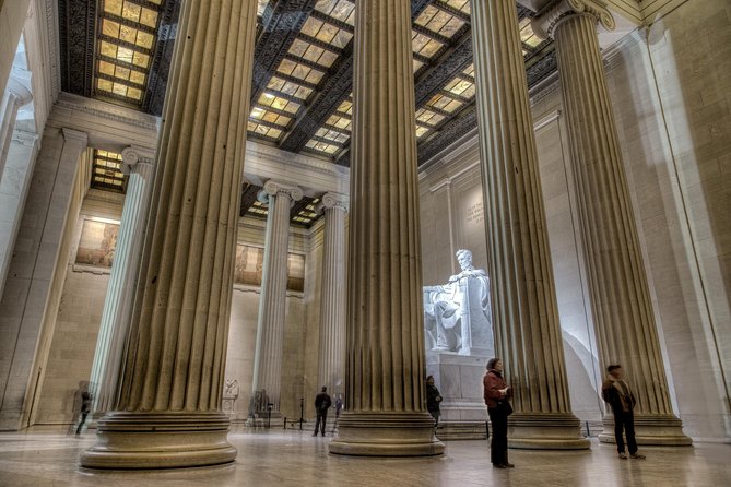Private Washington DC Full Day Tour for up to 10 Guests - Lincoln Memorial and the Korean War Veterans Memorial