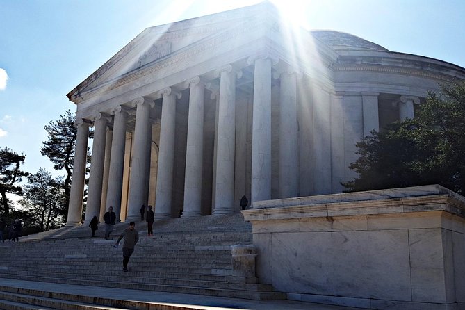 Private Washington DC Full Day Tour for up to 10 Guests - What the private vehicle and guide add