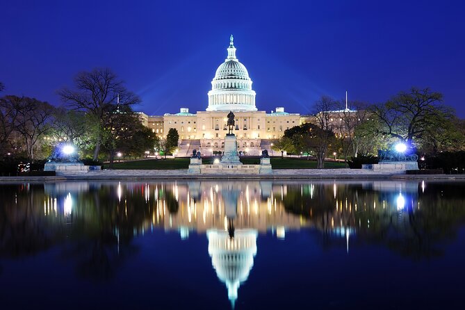 Private Washington DC Night Tour with Stops at 6 Top Sites - A private vehicle and a flexible four-hour evening