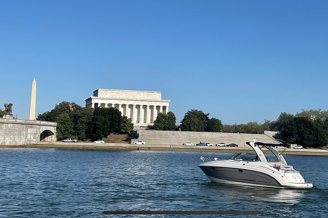Private Yacht Tour along Washington DC Waterfront - Why the Potomac gives you a better view of Washington