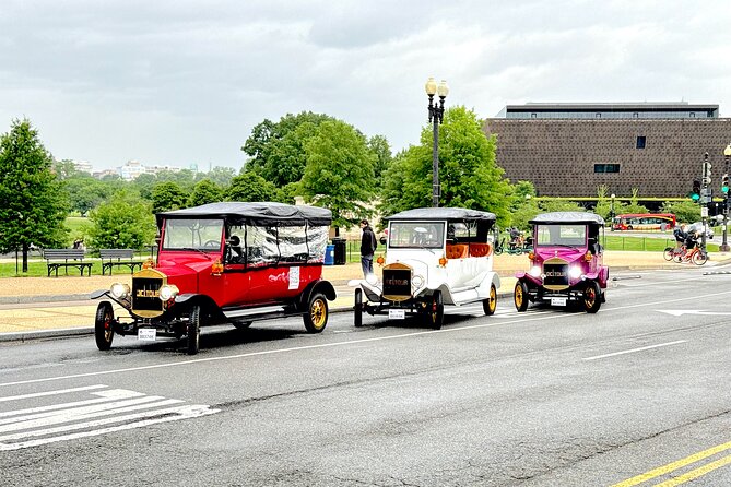 Public or Private DC Moonlight Tour by E-Cart or Vintage Car - Lincoln Memorial rewards a longer stop