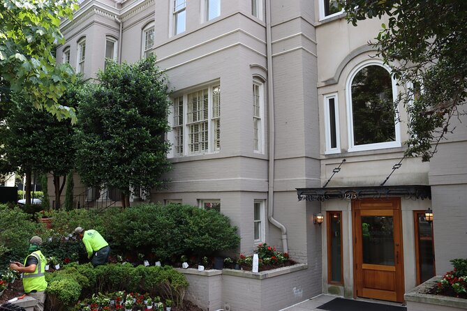 Residences of the Presidents Walking Tour: Dupont and Kalorama - Kalorama: seven presidential addresses and a neighborhood of power