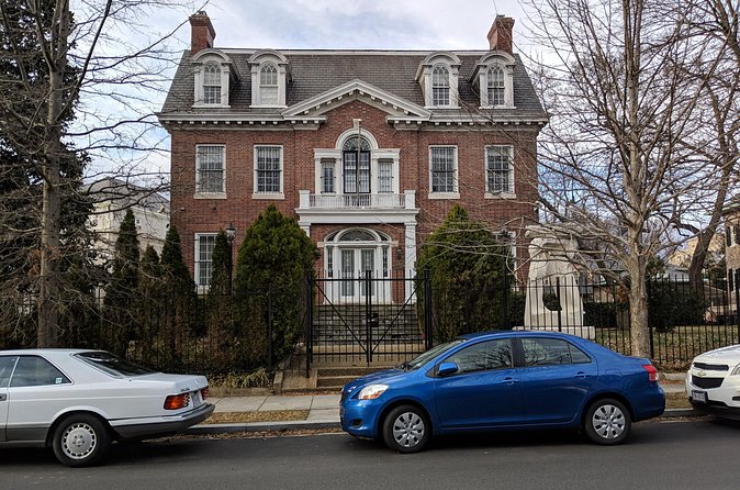 Residences of the Presidents Walking Tour: Dupont and Kalorama - Chris’s storytelling style and who will enjoy it