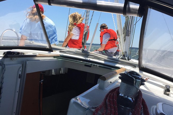 Sailboat Cruise on Chesapeake Bay - Calvert Cliffs, shipping traffic, and bay wildlife