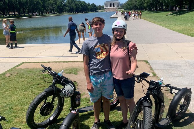 Small Group 5-Hour DC Tour via Electric Scooter for Ages 16+ - The Jefferson and FDR memorials beside the Tidal Basin