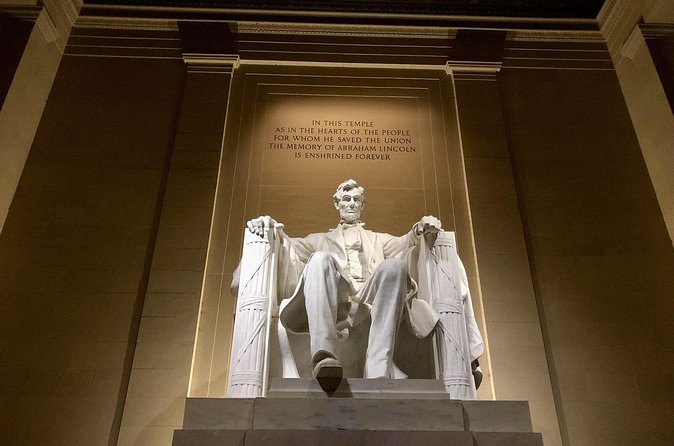 Small Group Washington DC Night Tour - The U.S. Capitol and the Center of American Government