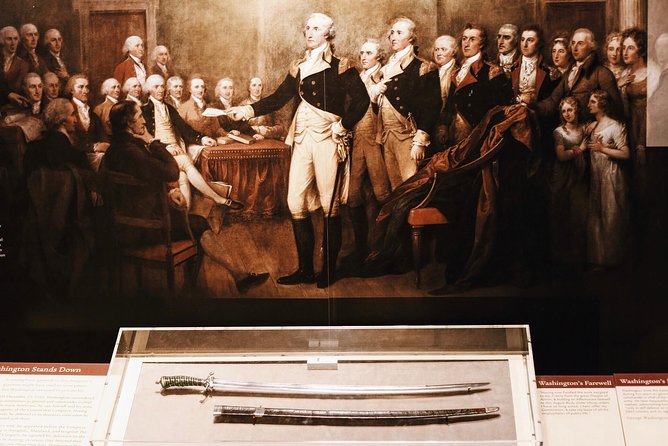 Smithsonian Museum of American History Exclusive Guided Tour - A private guide or the semi-private saving option