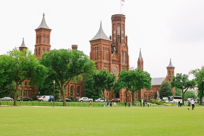 Smithsonian Museums Walking Tour with Reserved Air & Space Entry - Key points to know before booking