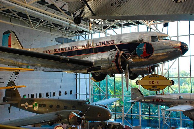 Smithsonian Natural History + Air & Space Museum Tour 8ppl Max - The renovated Fossil Hall in two and a half hours