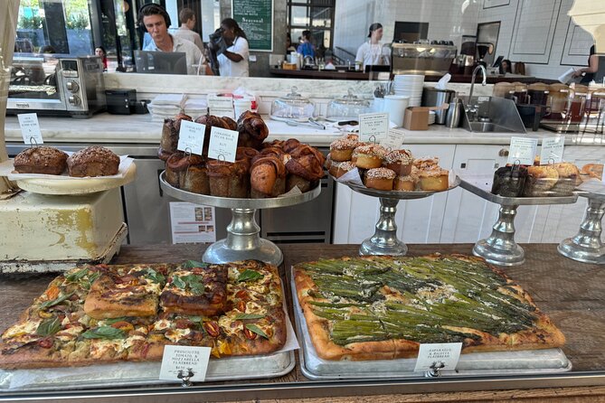 Sweet and Savory Scandalous White House Walking Food Tour - Ending with gelato at City Center