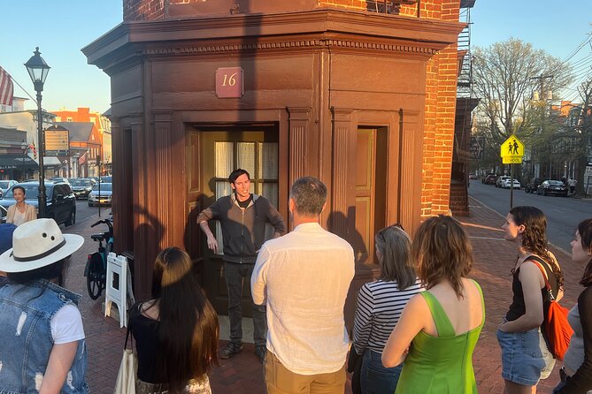 The Original Walking Ghost Tour by Annapolis Ghost Tours - Group size can change the experience