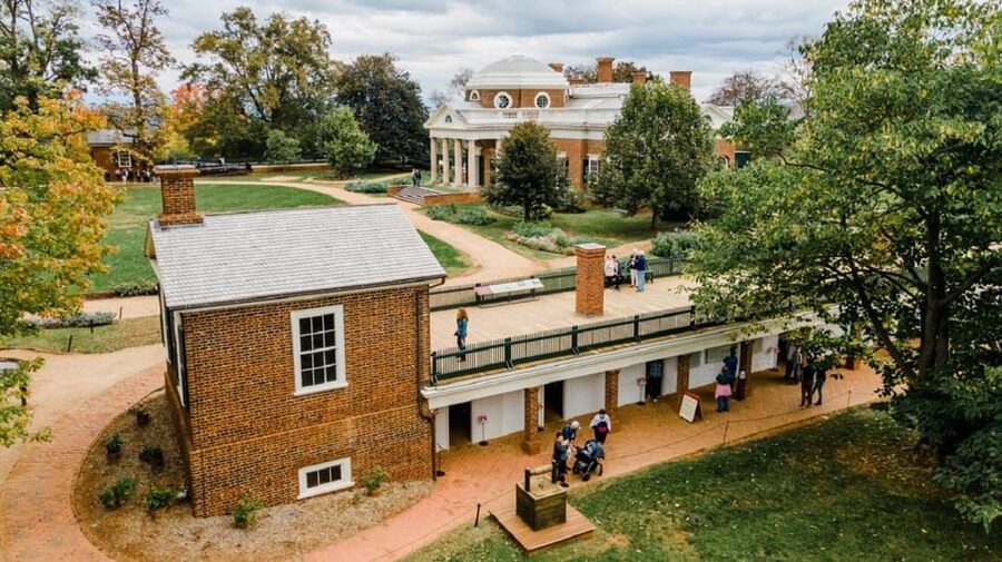 Thomas Jefferson Monticello Small Group Day Tour from DC - Entering Jefferson’s mountaintop home