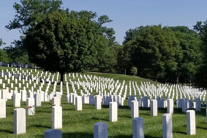 Veteran-Led Arlington National Cemetery Walking Tour - Starting at the Military Women’s Memorial