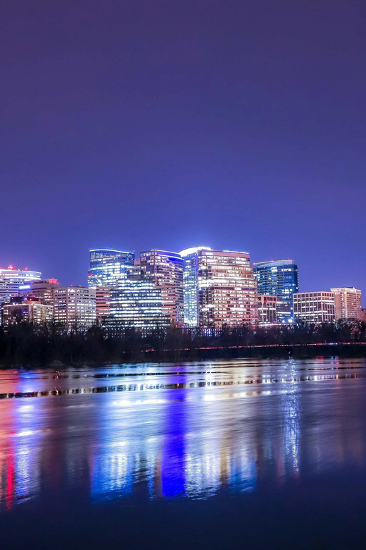 Washington After Dark Night Tour - Lincoln Memorial after dark