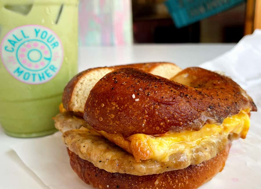Washington D.C.: Georgetown Guided Secret Food Tour - The cupcake finish and the secret dish