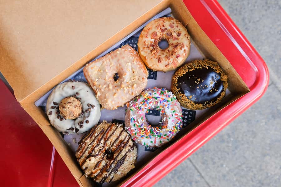 Washington, D.C.: Guided Delicious Donut Tour with Tastings - Starting with old Washington at Western Market