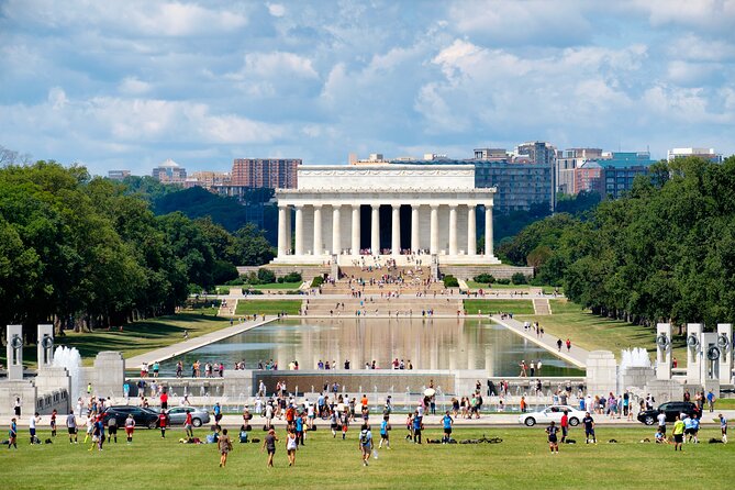 Washington D.C. Lincoln Assassination History Walking Tour - Lafayette Square sets the scene