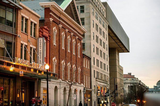 Washington D.C. Lincoln Assassination History Walking Tour - The White House and the government plot