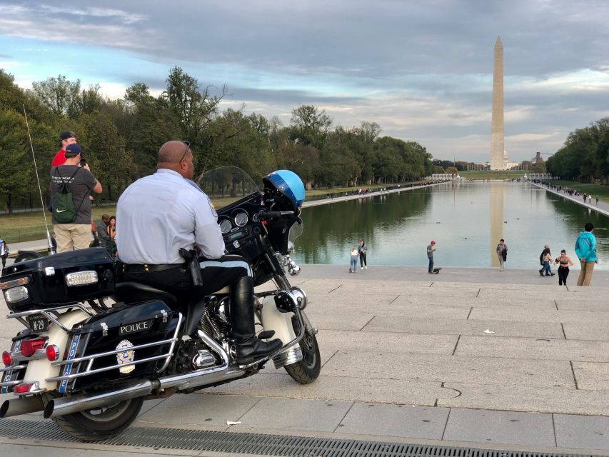 Washington, D.C: National Mall Tour with Monument Ticket - Why the National Mall works best at night