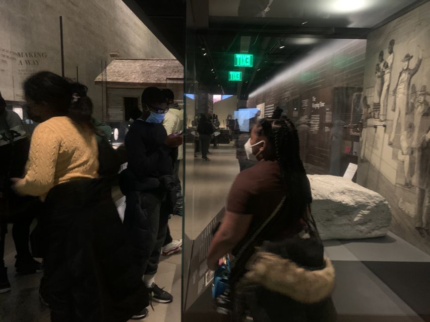 Washington DC: African American History Museum Private Tour - A family experience that still suits adults