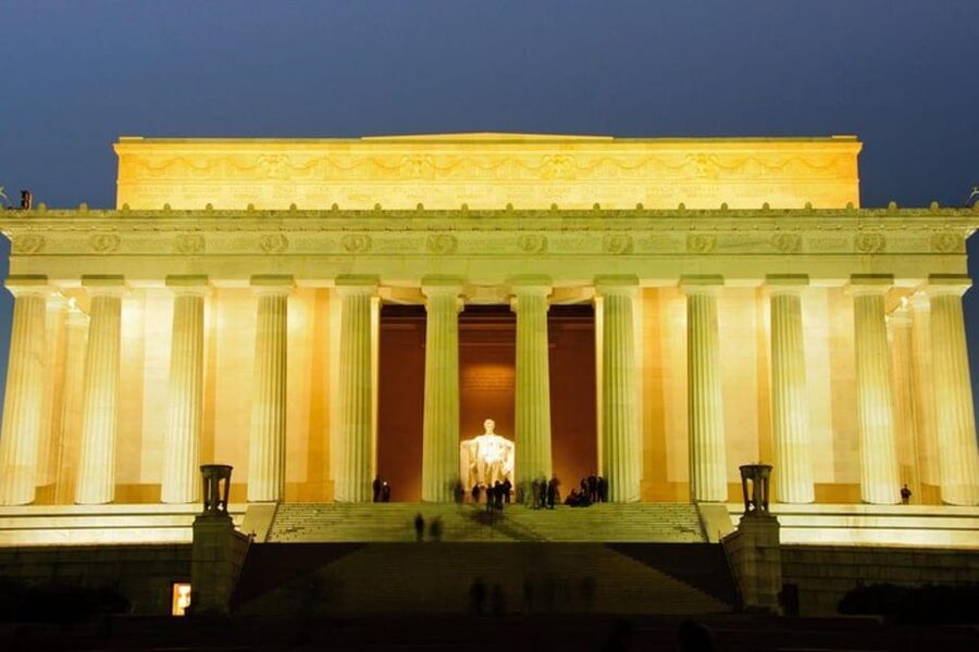 Washington DC: After Dark Night-Time Sightseeing Tour - Federal buildings and downtown landmarks