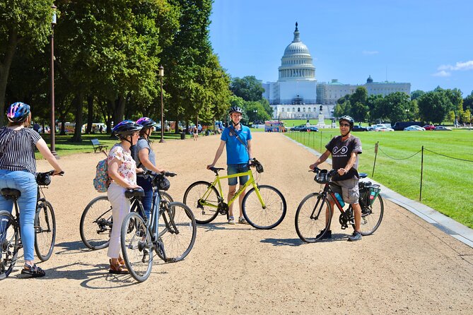 Washington DC Capital Sites Bike Tour - Natural History and the Washington Monument