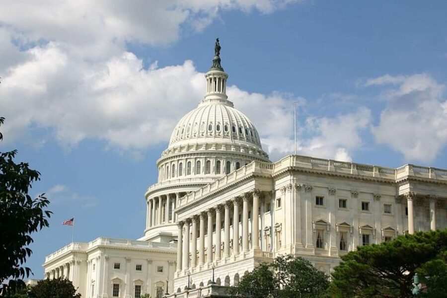 Washington DC: Express Morning or Night-Time Monuments Tour - Capitol Hill begins with the seat of government