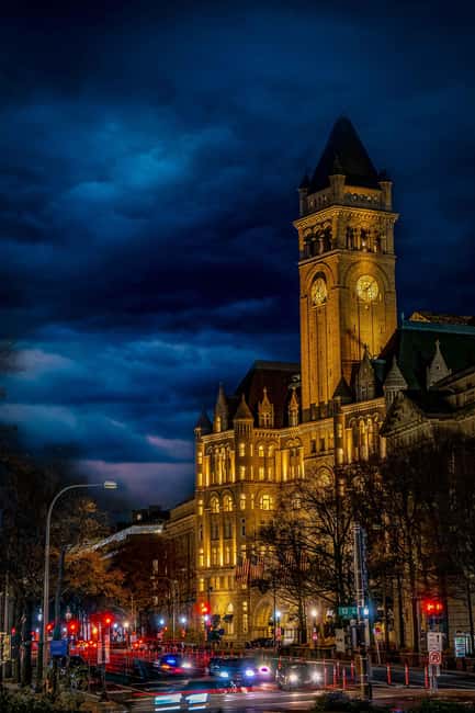 Washington, DC: Ghosts and Spirits Haunted Walking Tour - Who should book this White House ghost walk?