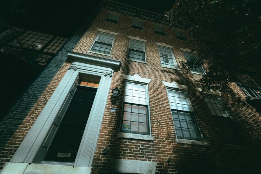 Washington, DC: Ghosts and Spirits Haunted Walking Tour - The White House and Lincoln’s lingering presence
