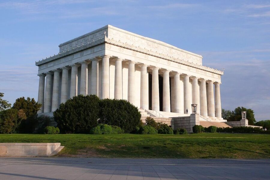 Washington, DC: Guided Small Group 4-Hour Day Tour - Key Points at a Glance