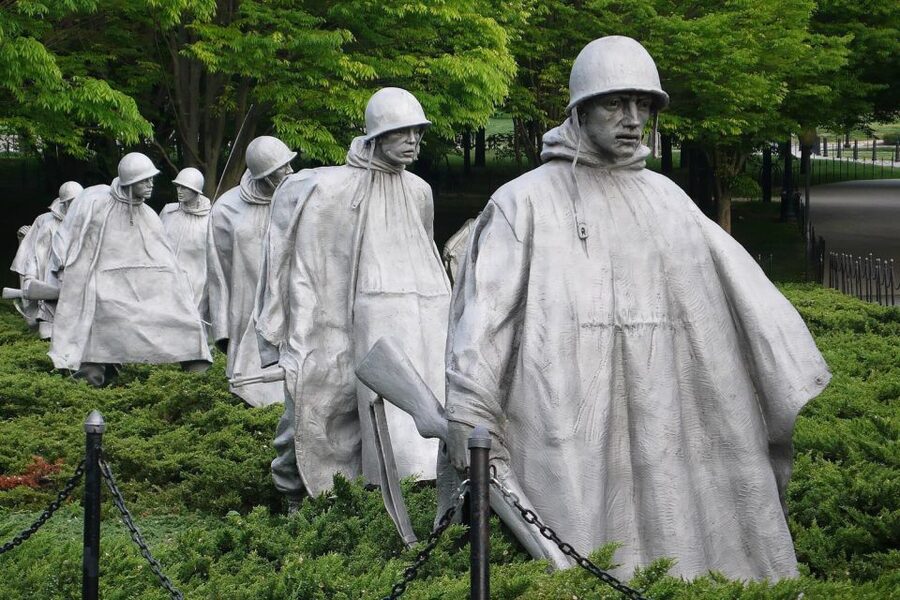 Washington, DC: Guided Small Group 4-Hour Day Tour - The National Mall and Smithsonian Museums