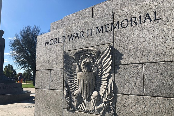 Washington DC Highlights Tour with Top Landmarks and Memorials - Guides, Drivers, and the Human Side of the Tour