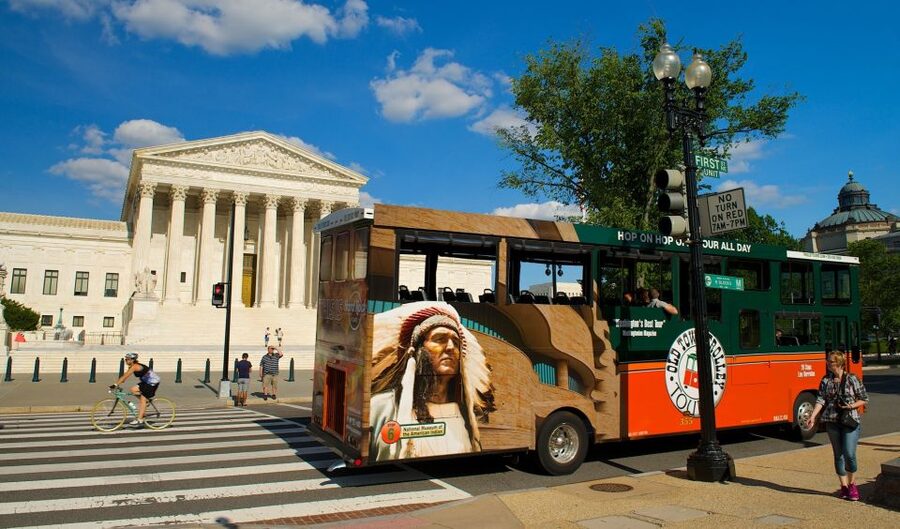 Washington, DC: Hop-On Hop-Off Old Town Trolley City Tour - Air and Space, the Wharf, and L’Enfant Plaza