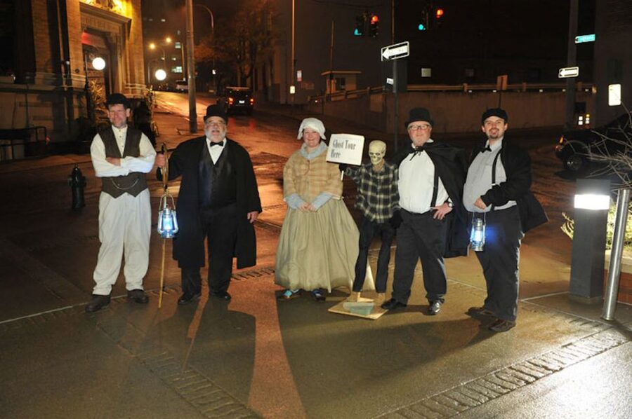 Washington, DC: Horror on the Hill Ghost Tour - The Supreme Court and the city’s haunted undercurrent