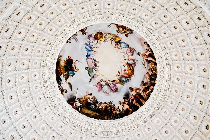 Washington DC in One Day: Guided Sightseeing Tour - The coach ride fills in the spaces