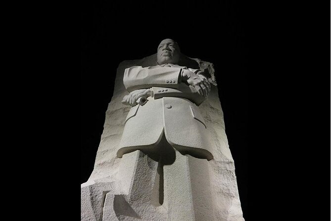 Washington DC Legend Cart Shuttle Evening Tour - How the guide shapes the experience