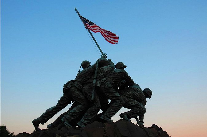 Washington DC Minibus City Night Tour - Capitol, Iwo Jima, and Martin Luther King Jr. Memorial