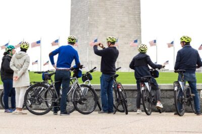 Monuments and Memorials Bike Tour