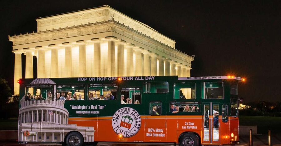 Washington DC: Monuments by Moonlight Nighttime Trolley Tour - Why Washington looks better after dark