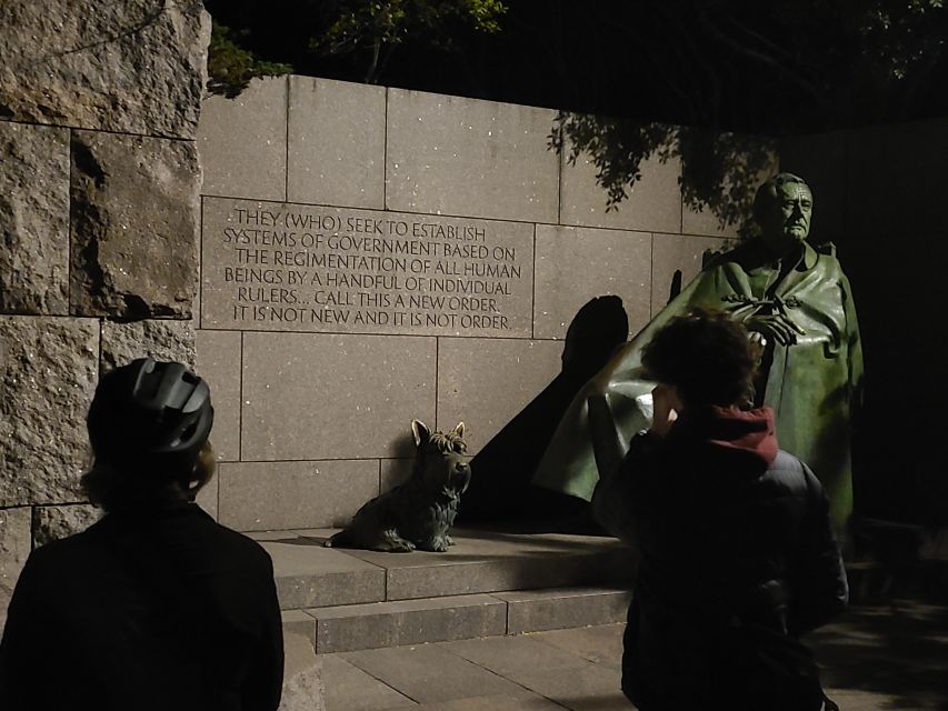 Washington DC: Monuments by Night Bike Tour - The best season and departure time