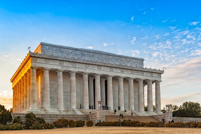 Washington DC Monuments Self-Guided Walking Audio Tour - Congress and the final government buildings