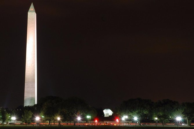 Washington DC Moonlight Tour by Electric Cart - Cold weather, rain, and the open-air problem