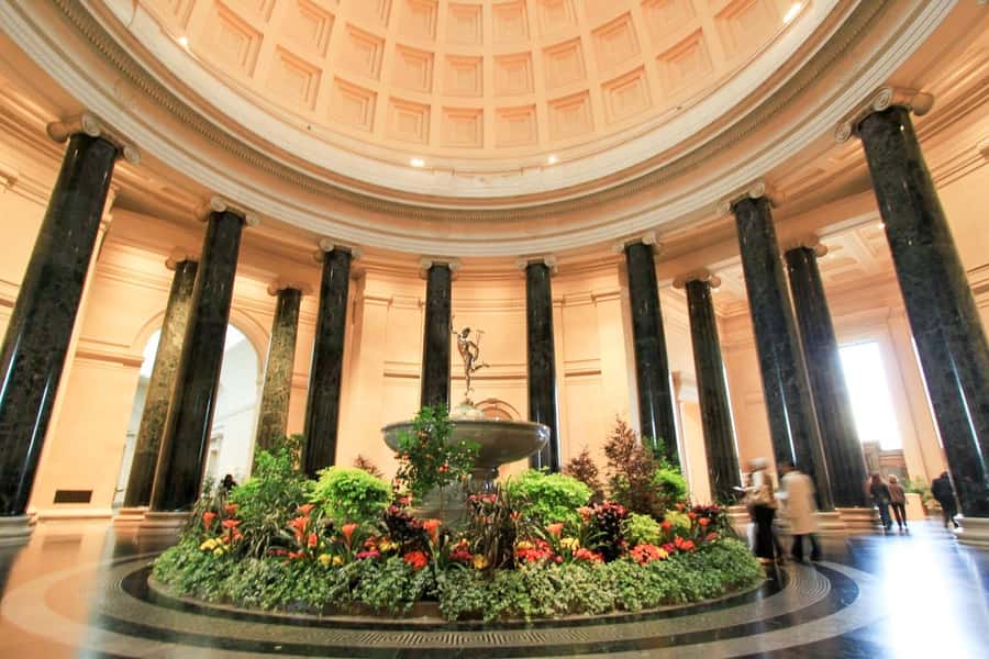 Washington DC: National Gallery of Art - Guided Museum Tour - Van Gogh and Monet: two very different modern visions