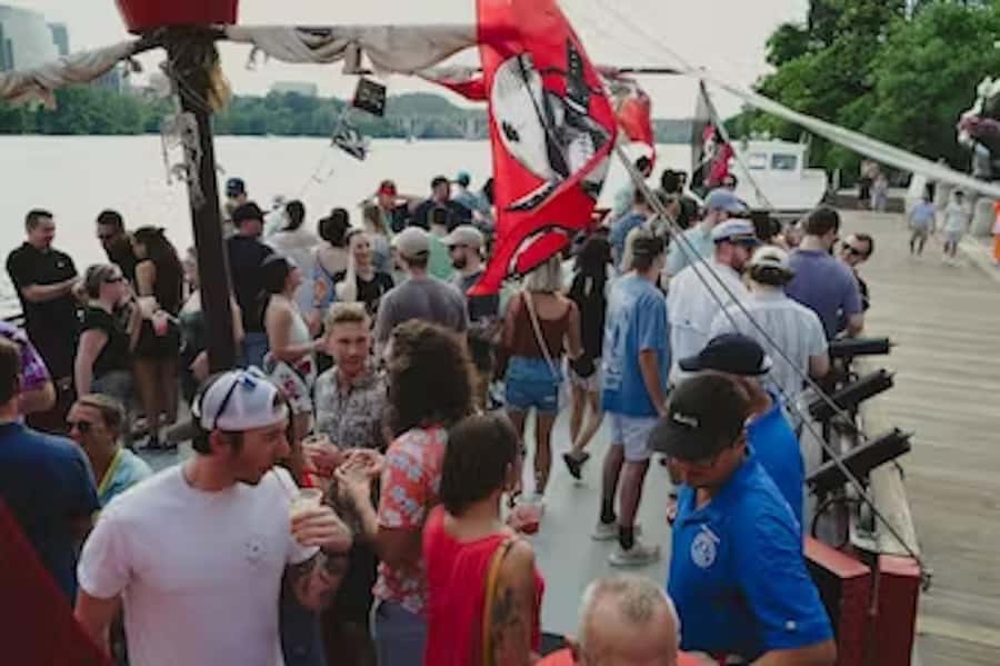 Washington DC: Pirate Ship Cruise with Open Bar - What the open bar really includes