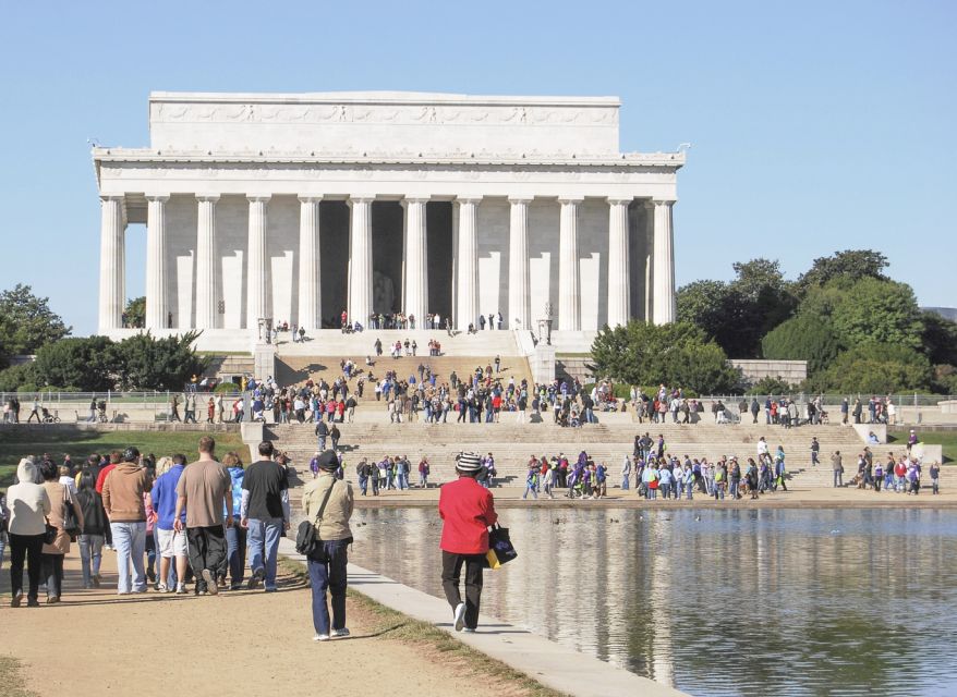 Washington DC: River Cruise & DC City Tour + Entry Ticket - Capitol Hill starts the day on foot